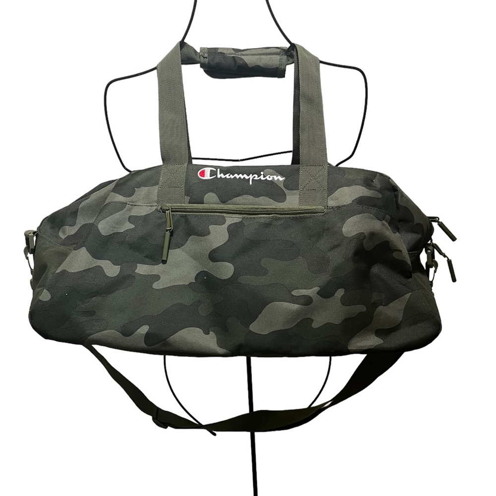 Champion camouflage duffle
